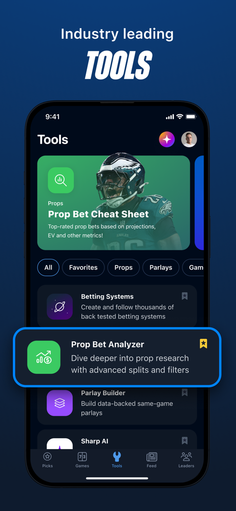 BettingProsモバイルアプリのインターフェース。プロップベットアナライザーやパーレービルダーなどの業界をリードするツールセクションを表示。