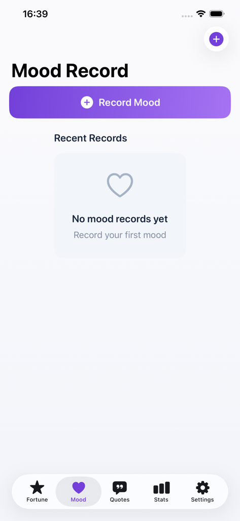 L'écran d'enregistrement de l'humeur de l'application MoodCharm comportant un bouton violet pour suivre les émotions et un état vide pour les enregistrements récents.