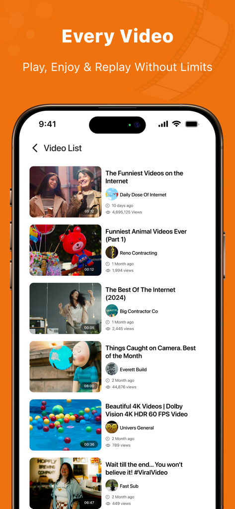 Interfaccia dell'app 4K Video Saver che mostra un elenco di video di tendenza