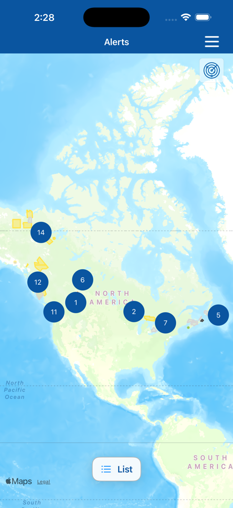 Alertable - Alertableアプリの地図ビュー。北米全域にわたる複数のアクティブな緊急アラートクラスターが表示されています。