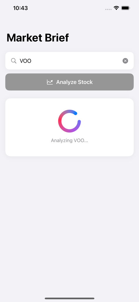 Interfaccia dell'app Market Brief Investing che mostra il processo di analisi azionaria per il ticker VOO con un design pulito e minimalista.