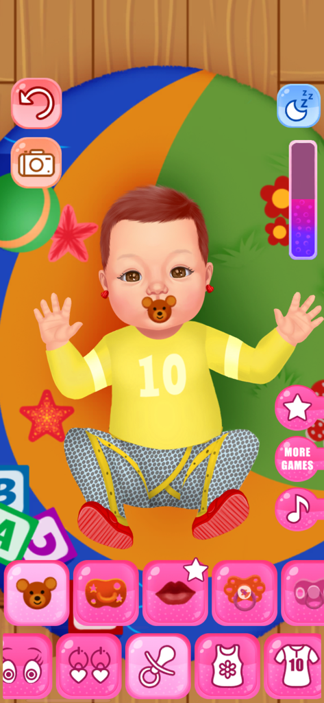 Baby Dress Up & Daycare Games - Uma tela do Baby Dress Up and Daycare Games mostrando um bebê personalizável em um tapete de atividades com várias opções de roupas e acessórios.