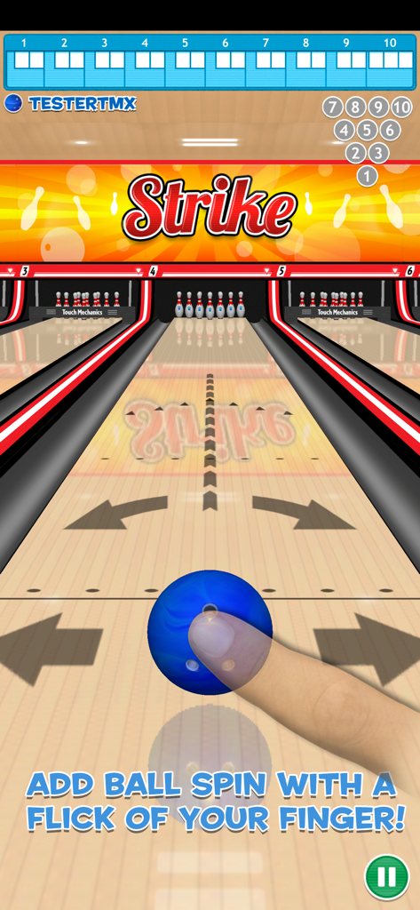Un dedo deslizando una bola de bolos azul para añadir efecto en el juego Strike Ten Pin Bowling
