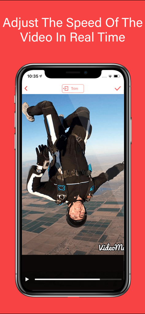 Écran mobile affichant le réglage en temps réel de la vitesse vidéo d'une vidéo de parachutisme