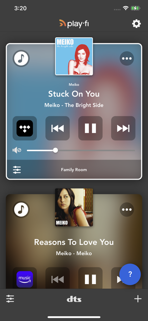 Interface de l'application Play-Fi affichant les contrôles audio multi-pièces et l'état de lecture de la musique