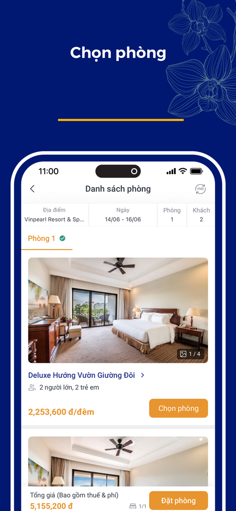 Luxury hotel room selection screen in the MyVinpearl travel app.