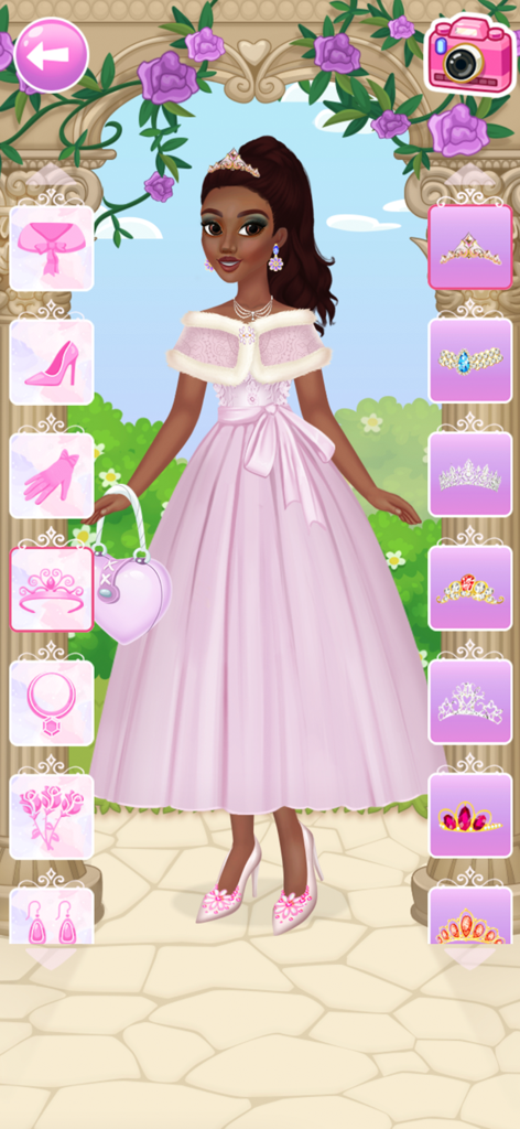 Uma personagem digital vestindo um vestido de casamento rosa e estola de pele em um jogo de vestir com opções de acessórios
