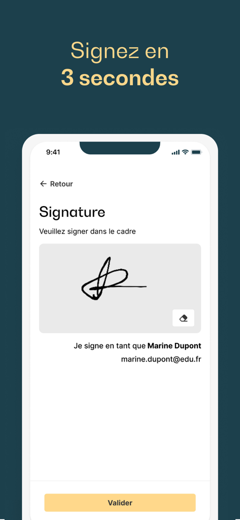 Edusign Student - Mobile interface of Edusign Student app showing the electronic signature pad for student attendance recording
