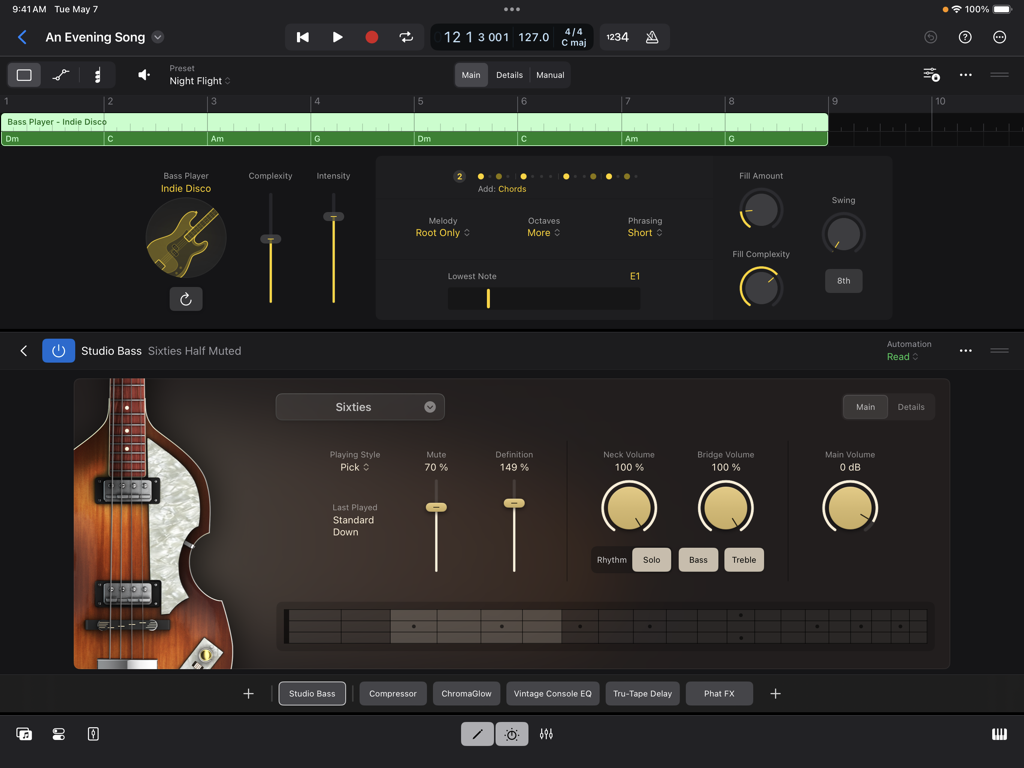 Logic Pro for iPad - Interfaz del Músico de Bajo de Sesión en Logic Pro para iPad con controles de Bajo de Estudio