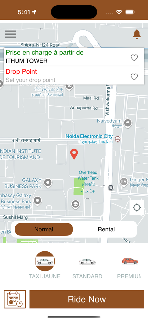 Panda User - Interfaccia di prenotazione taxi dell'app Panda User che mostra mappa e opzioni di veicoli