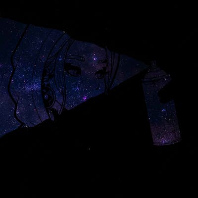 a realistic girl, spray painting