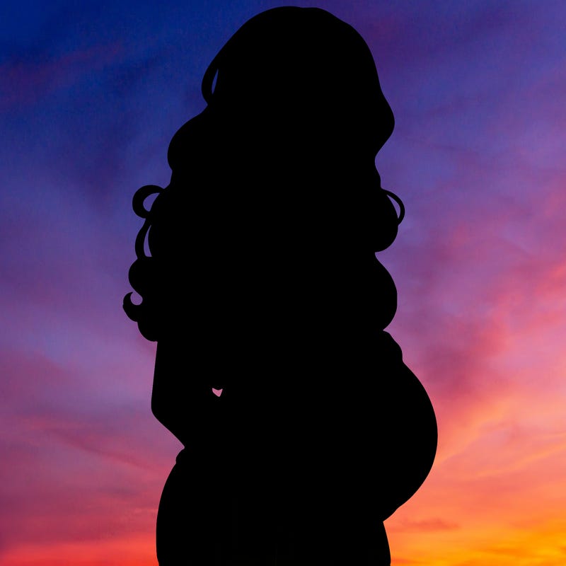 woman heavily pregnant realistic
