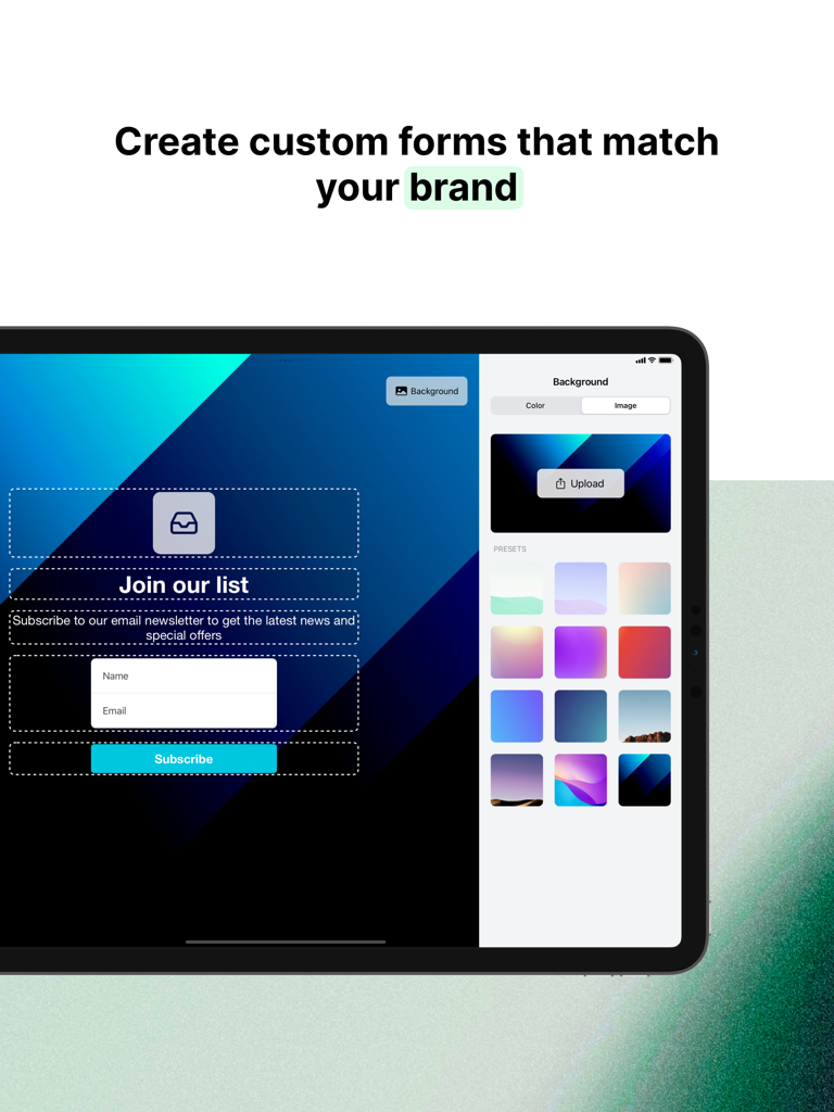 MailerLite Subscribe - Uno schermo di iPad che mostra l'interfaccia dell'app MailerLite Subscribe per la creazione e la personalizzazione di moduli di iscrizione email brandizzati.