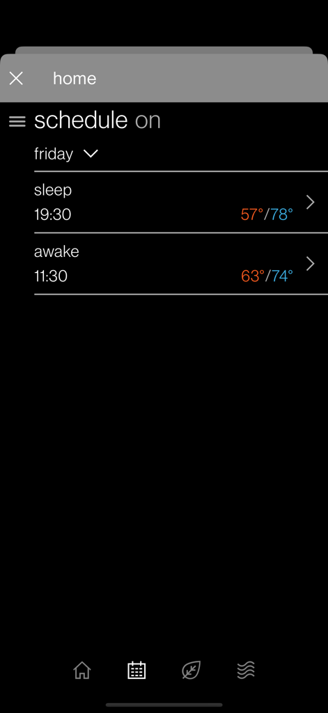 SkyportHome - Interface of the SkyportHome app showing a daily thermostat schedule for sleep and awake modes.