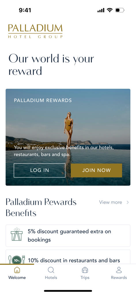 Palladium Hotel Group - Écran d'accueil de l'application Palladium Hotel Group présentant les récompenses du programme de fidélité et des avantages de voyage exclusifs