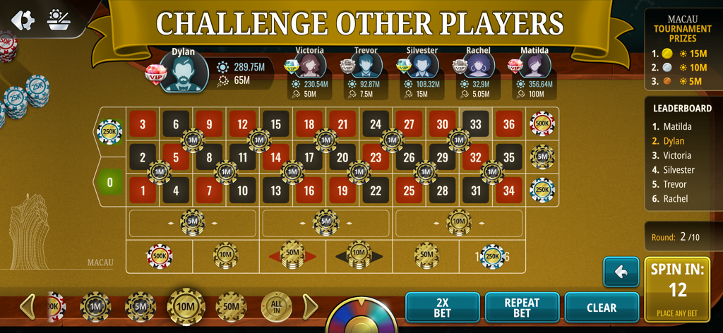 Roulette - Wheel of Fortune - Pantalla de juego de ruleta multijugador con una tabla de clasificación, rankings de jugadores y una mesa de apuestas con fichas.