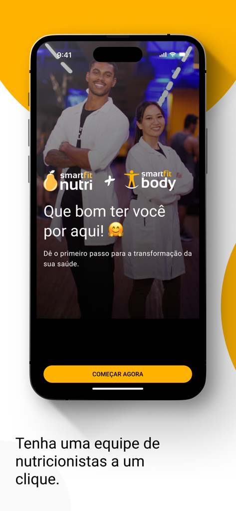 Smart Fit Nutri - Welcome screen of the Smart Fit Nutri app showing a team of professional nutritionists and a start button.