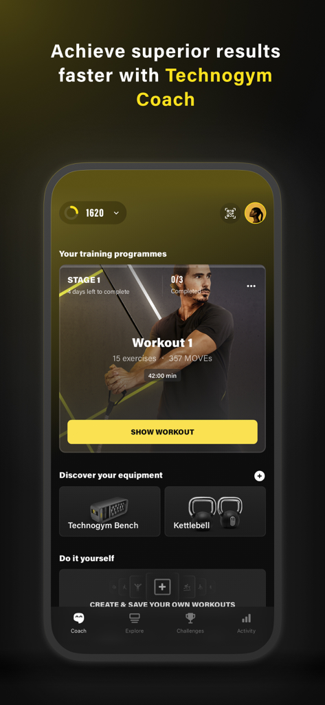Technogym: Training & Gym app - Écran de smartphone affichant le tableau de bord de l'application Technogym Coach avec un programme d'entraînement personnalisé et une sélection d'équipements de fitness
