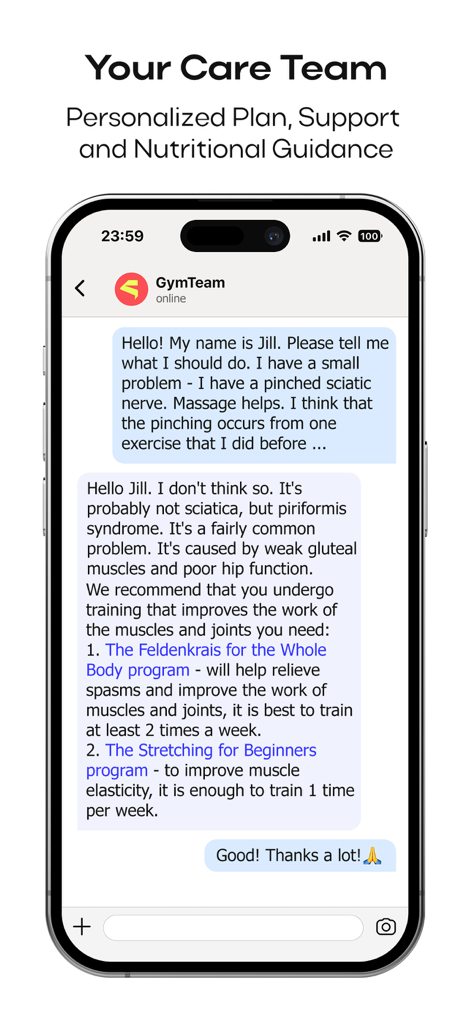 La pantalla de un smartphone que muestra un chat con el equipo de atención de GymTeam, brindando asesoramiento personalizado de ejercicios para una usuaria con limitaciones físicas.
