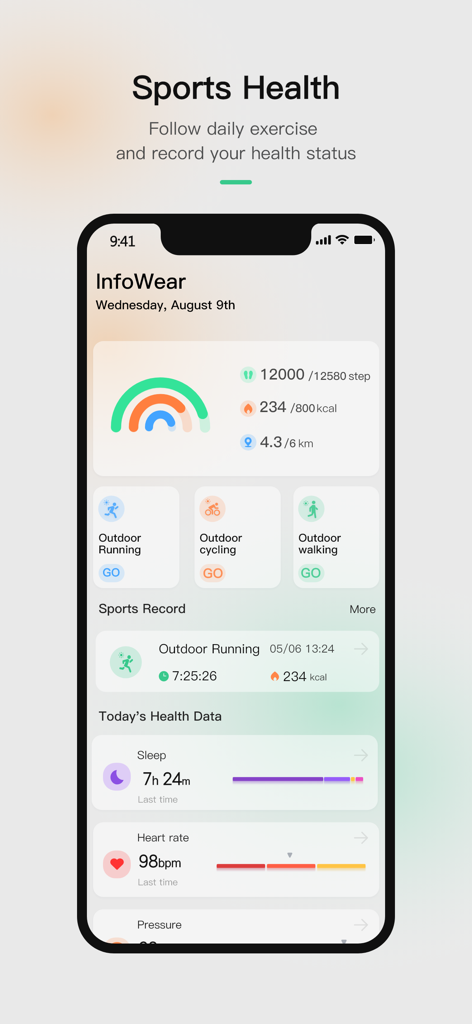 InfoWear - Dashboard of InfoWear app showing activity goals sleep duration and heart rate monitoring