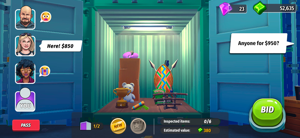Bid Wars: Auction Master 3D - Bidding interface in Bid Wars showing an open storage unit with items like a trophy and katanas during an auction