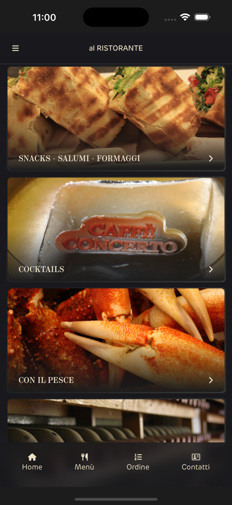 スナック、カクテル、シーフードのメニューセクションを備えたカッフェ・コンチェルトアプリのインターフェース。