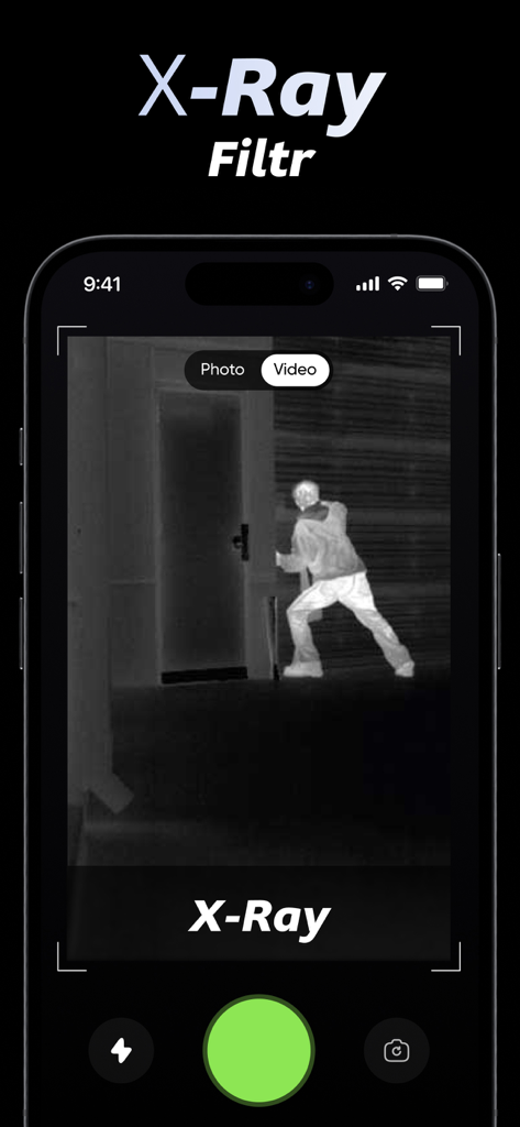 Night Vision Thermal Filter ㅤ - Interfaz de smartphone que muestra un filtro de cámara de rayos X simulado de una persona de pie cerca de una puerta