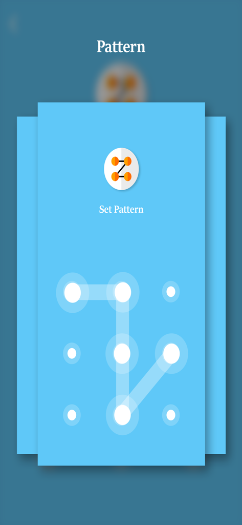 Interface of the Lock photos app showing the set pattern screen for vault security.
