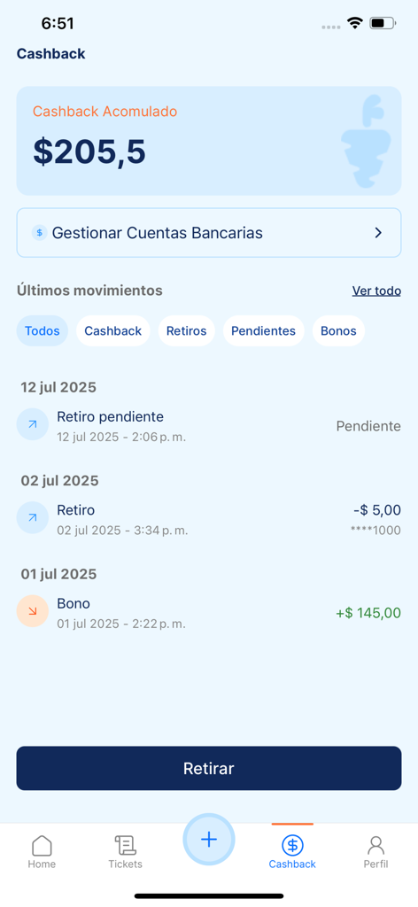 Ahorra Fácil - Dashboard of the Ahorra Facil app showing the accumulated cashback balance and a list of recent transactions.