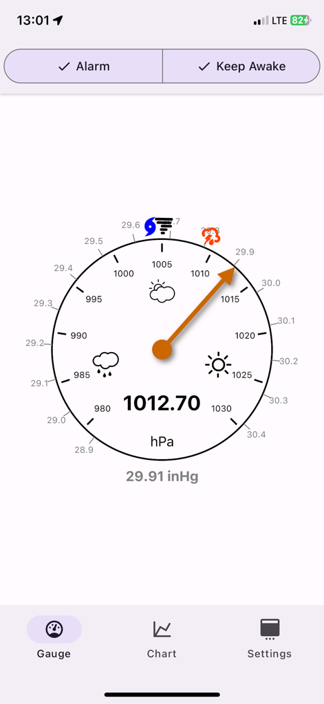 Stormeter - Stormeter app interface showing a real time circular barometric pressure gauge with readings in hPa and inHg.
