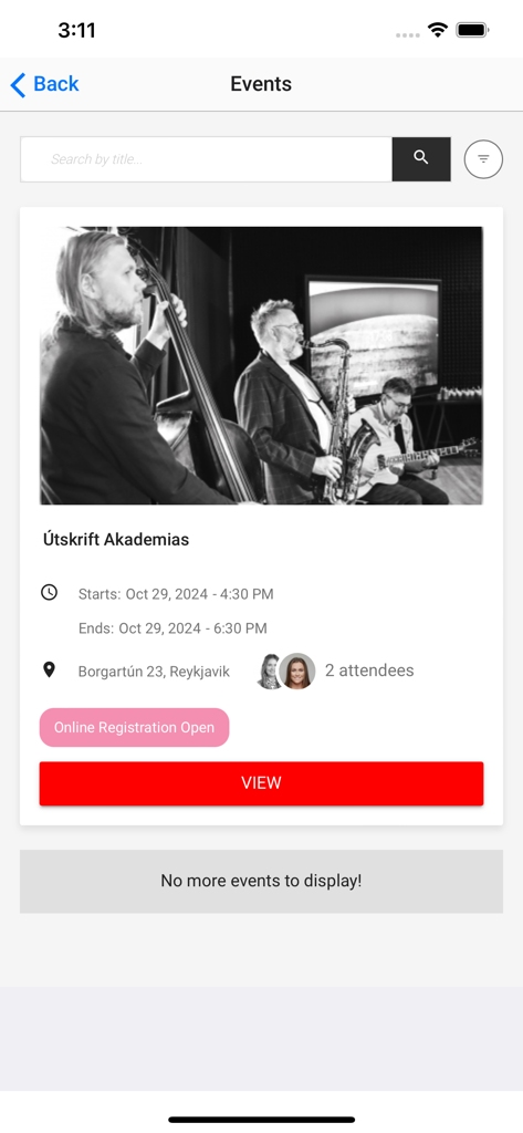 Þekkingarþorp Akademias - Tela de eventos no aplicativo Akademias Knowledge Village mostrando um evento de formatura com uma foto de banda ao vivo e detalhes do evento.