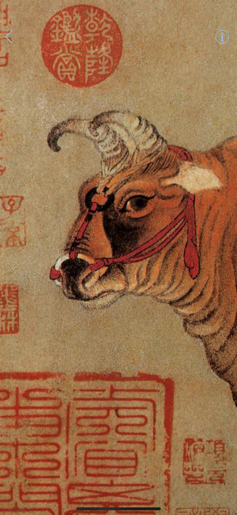 Vue détaillée d'un bœuf de la peinture 'Cinq Bœufs' présentant des sceaux rouges traditionnels.