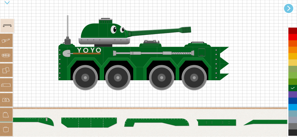 Un vehículo blindado verde con una torreta siendo diseñado en una interfaz digital de construcción de bloques