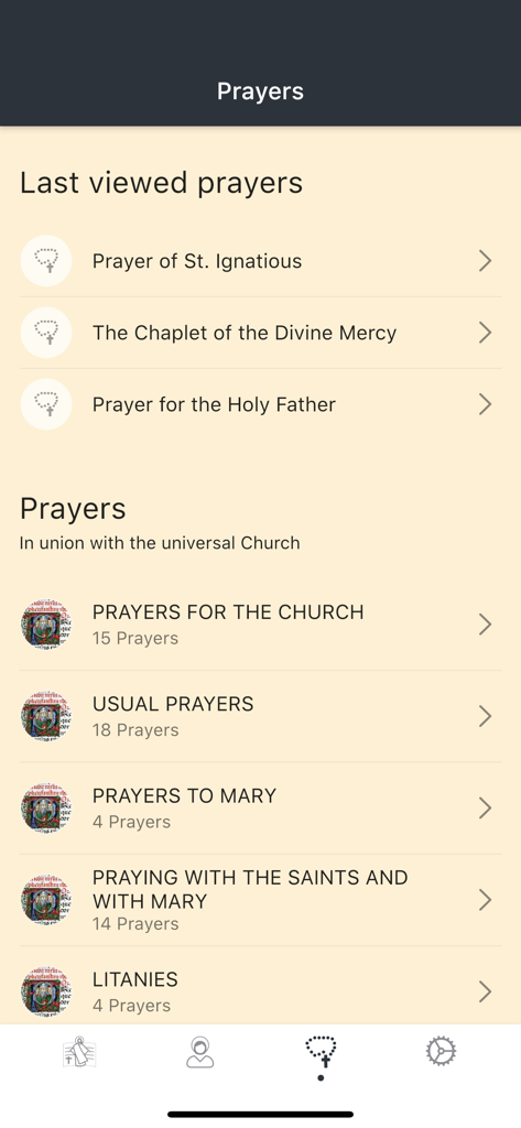 Interfaz de la aplicación Evangelizo mostrando una lista de oraciones católicas