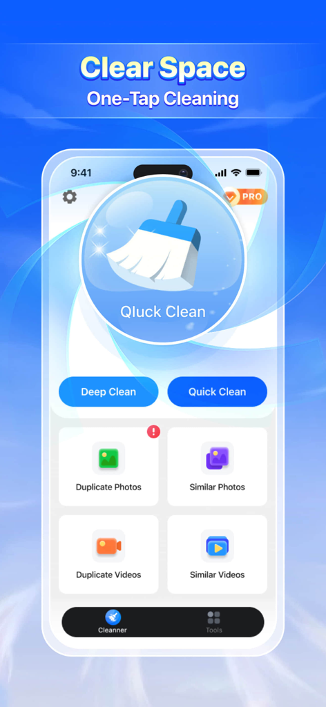 Phone Cleanerアプリのインターフェース。重複写真や動画のワンタップストレージクリーニングオプションが表示されています