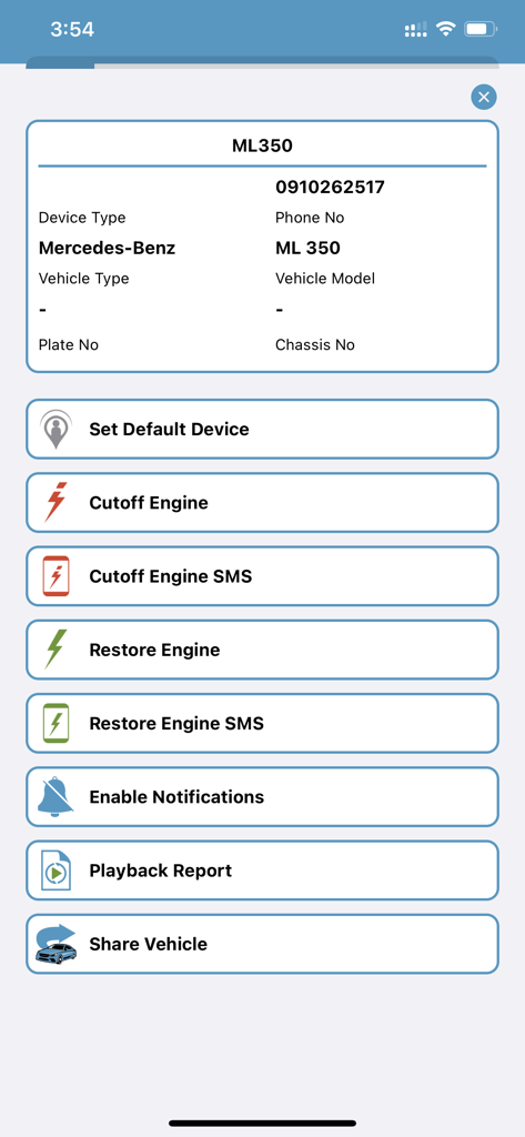 Dashboard dell'app per il tracciamento dei veicoli con opzioni di spegnimento motore e riproduzione