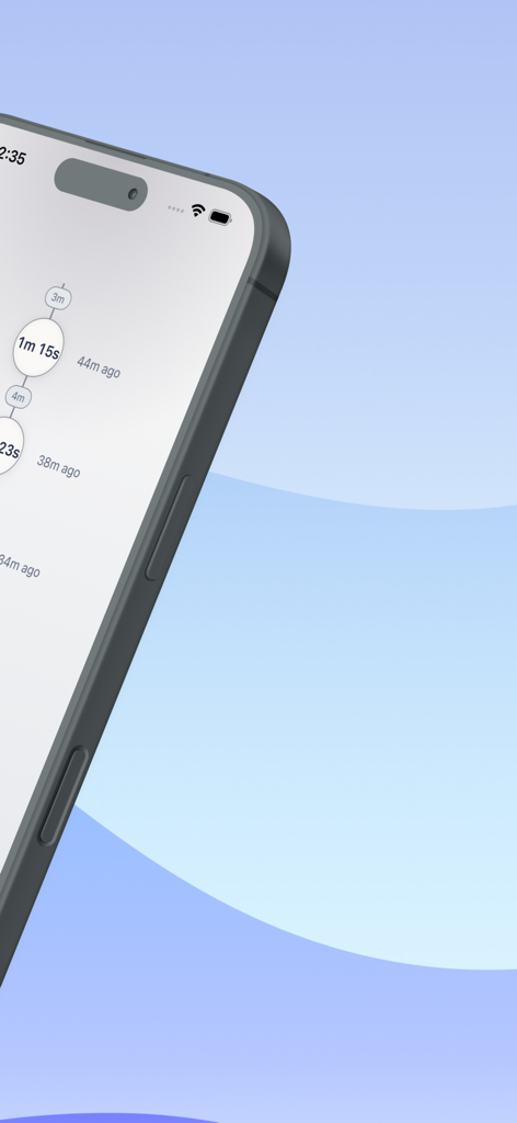 Pantalla de un teléfono inteligente que muestra un registro de contracciones de parto con duraciones e intervalos de tiempo.