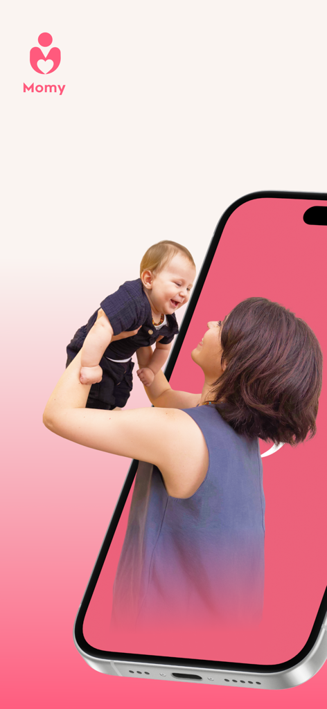 Momy: Bebek & Hamilelik Takibi - Une mère soulevant un bébé rieur devant un cadre de smartphone pour l'application Momy.