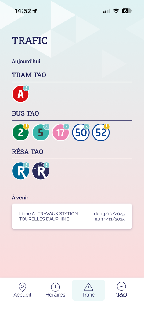 Tao Orléans - Traffic information screen of the Tao Orleans app showing real-time status and alerts for tram and bus lines