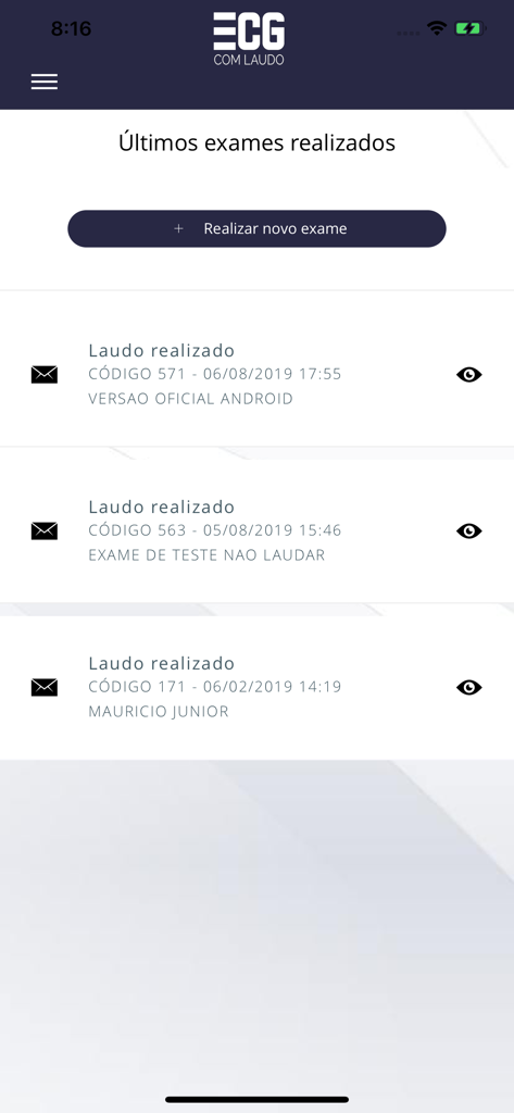 ECG com Laudo - Captura de tela do aplicativo ECG com Laudo mostrando uma lista de relatórios médicos anteriores.
