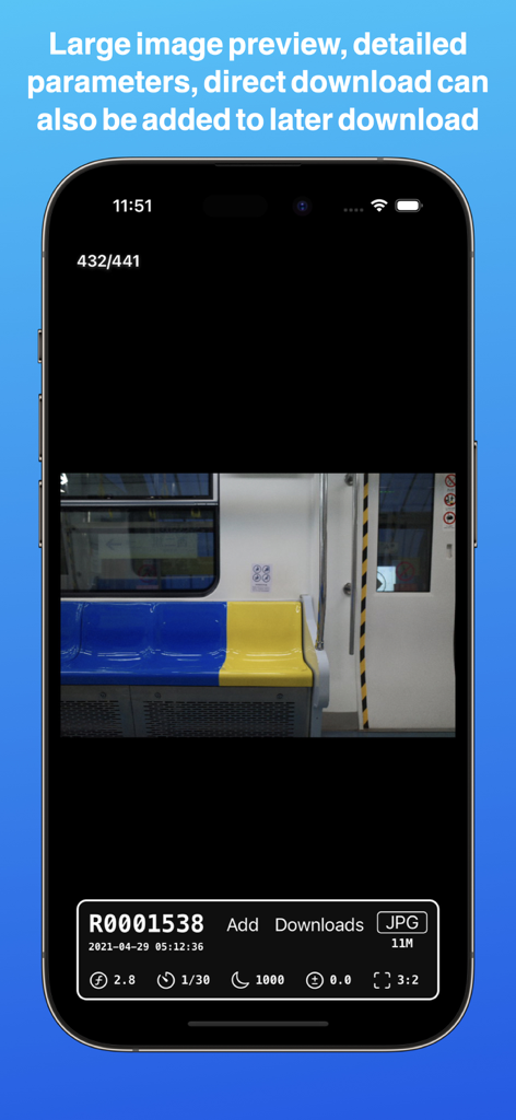 GR Lover - GR World - Large photo preview showing detailed camera parameters and download options in the GR Lover app interface