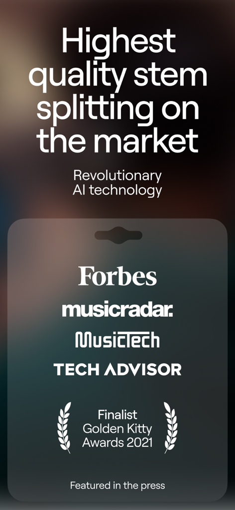 Vocal Remover & Noise Reducer - Capture d'écran de l'application LALAL.AI mettant en évidence des articles de presse de Forbes et MusicRadar ainsi qu'un badge de finaliste des Golden Kitty Awards