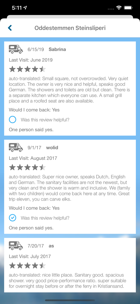 User reviews and star ratings for a Scandinavian campsite in the NorCamp app