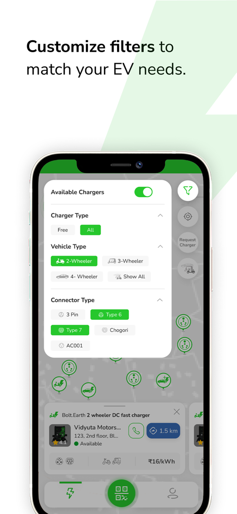Interfaz de la aplicación de carga de vehículos eléctricos Bolt Earth que muestra filtros personalizados para tipos de vehículos y conectores sobre un mapa interactivo.