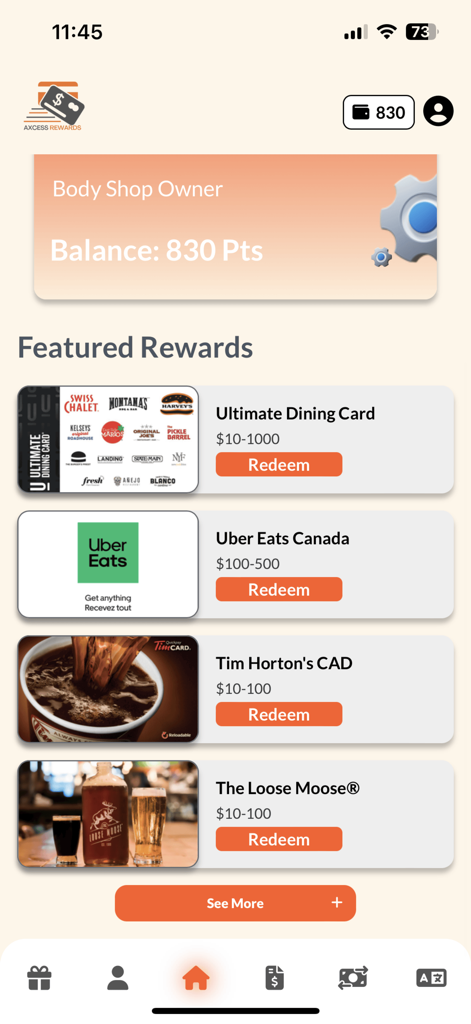 Axcess Rewards - Axcess Rewards App zeigt vorgestellte Geschenkkarten-Prämien und den Punktestand für einen Karosseriebau-Besitzer an.
