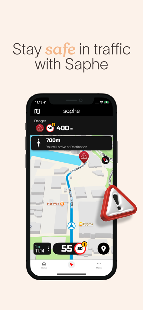 Smartphone zeigt Saphe Link App mit Navigationskarte und Verkehrswarnungen