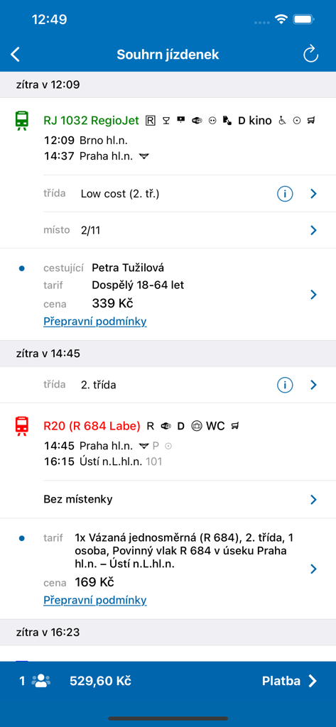 Jízdní řády IDOS - Écran de résumé de billet dans l'application IDOS montrant les détails du trajet en train et le prix total pour un voyage en République tchèque