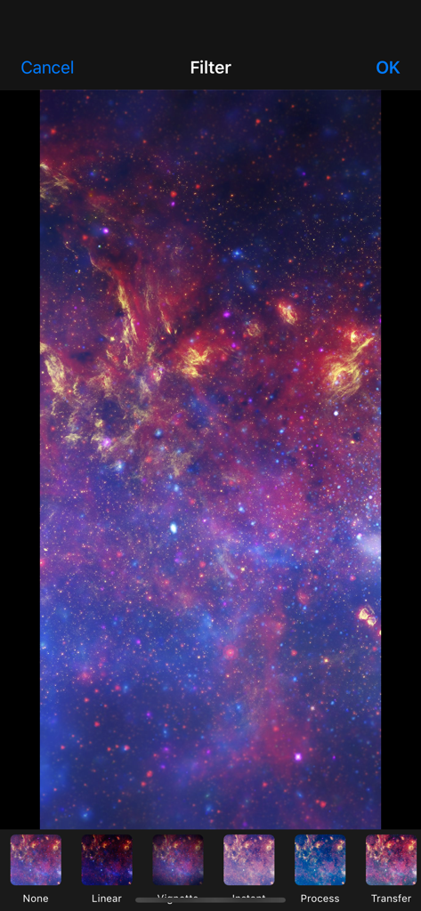 Wallpapers HD for iPhone! - Interfaz del editor de fotos de fondos de pantalla que muestra un fondo de galaxia y varias opciones de filtro.