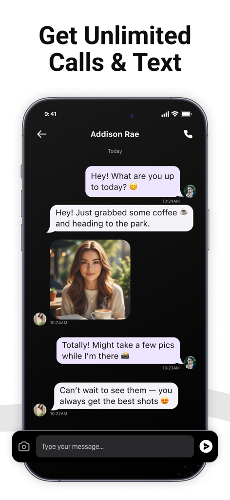Interfaz móvil de la aplicación TalkSafe que muestra una conversación de mensajes de texto con intercambio de fotos