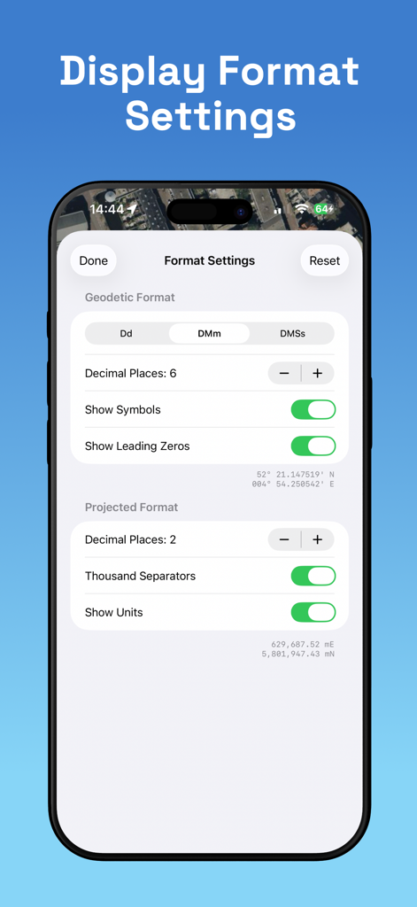 GPS Converter - CoordFix - Interfaz de configuración de formato de visualización de coordenadas de la aplicación CoordFix que muestra opciones geodésicas y proyectadas